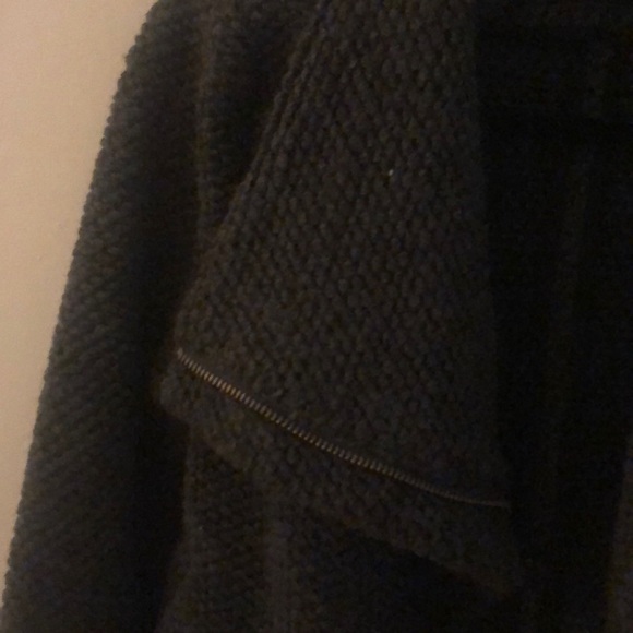 Grey Jacket - Picture 3 of 4